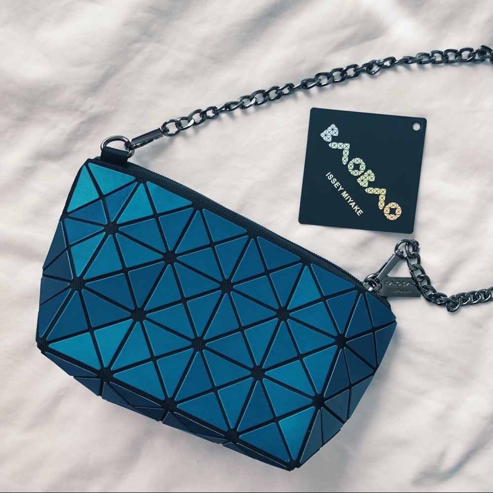 Baobao Issey Miyake Prism Chain Clutch